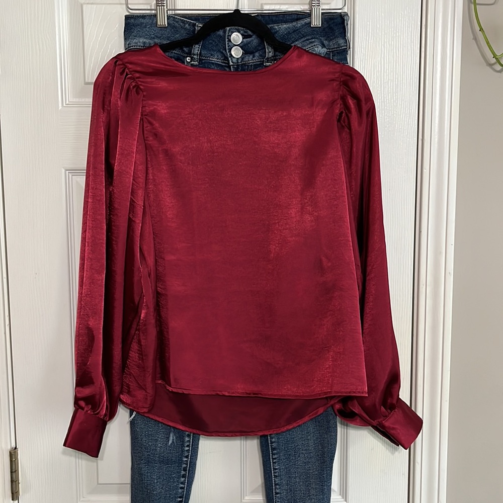 Vine & Love Burgundy Long Sleeve Blouse Women’s Small - Picture 9 of 12